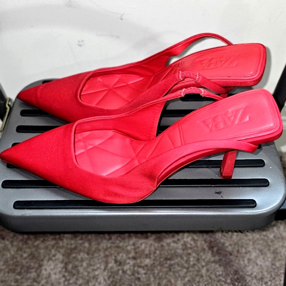 Zara Red Slingback Heels Elegant Design